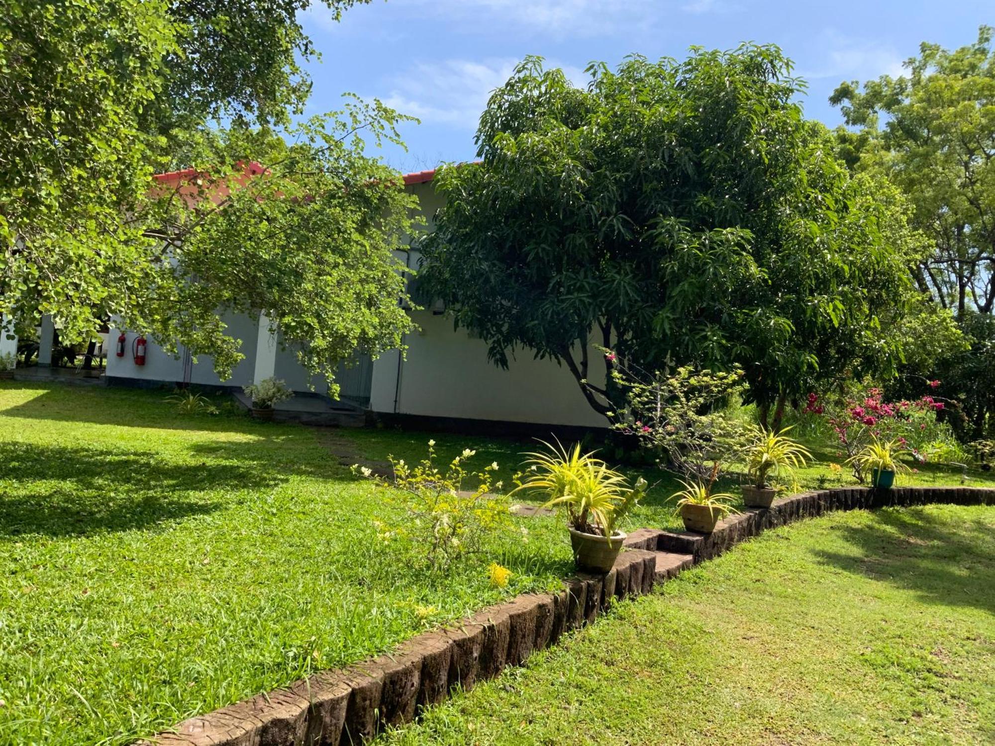 Nature Resort Polonnaruwa Exterior foto
